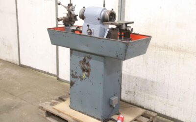 Werkzeugschleifmaschine von Bösch - L 15 2 Stationen