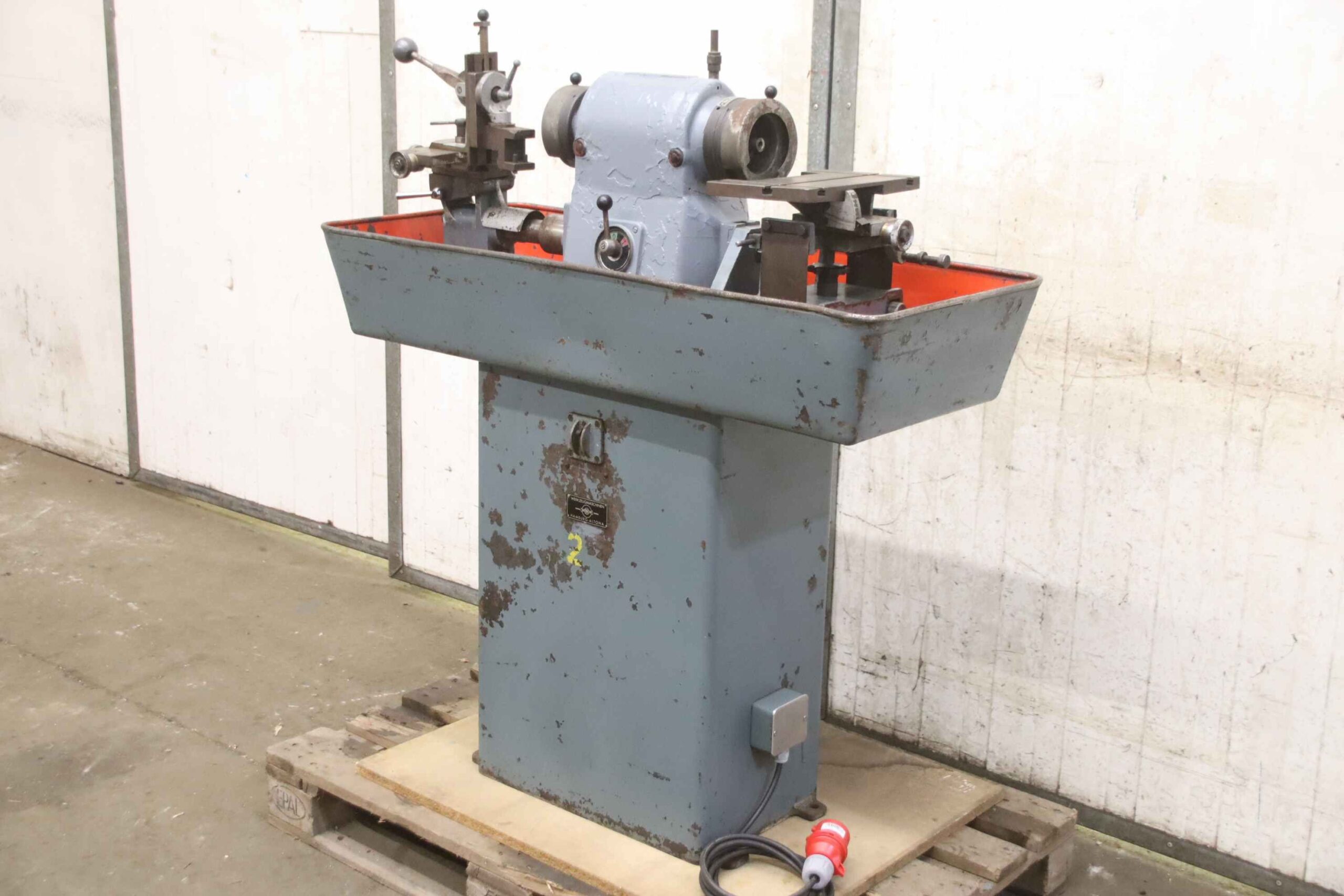 Werkzeugschleifmaschine von Bösch - L 15 2 Stationen