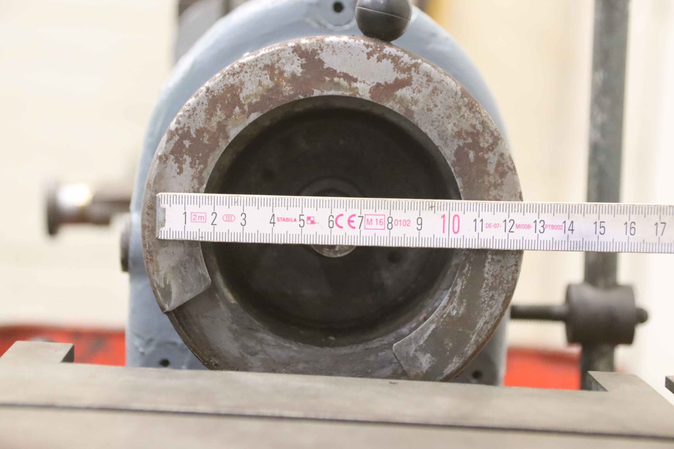 Werkzeugschleifmaschine von Bösch - L 15 2 Stationen – Bild 8