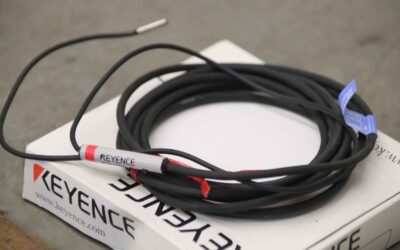 Näherungsschalter von Keyence - EM-030 P