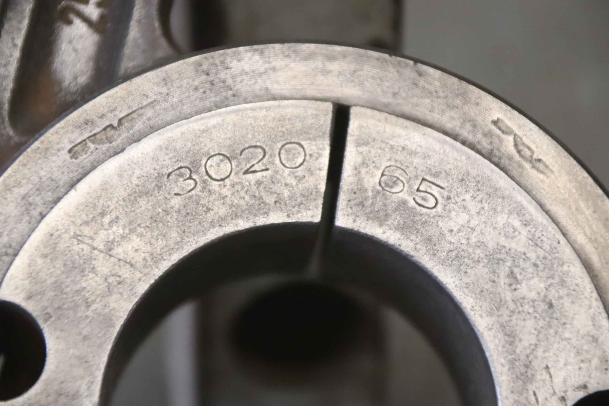 Keilriemenscheibe 4-rillig von unbekannt - SPB 250-4 (17 mm) – Bild 11