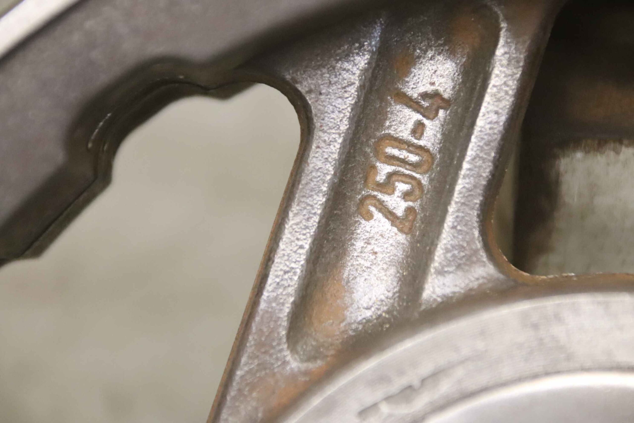 Keilriemenscheibe 4-rillig von unbekannt - SPB 250-4 (17 mm) – Bild 12