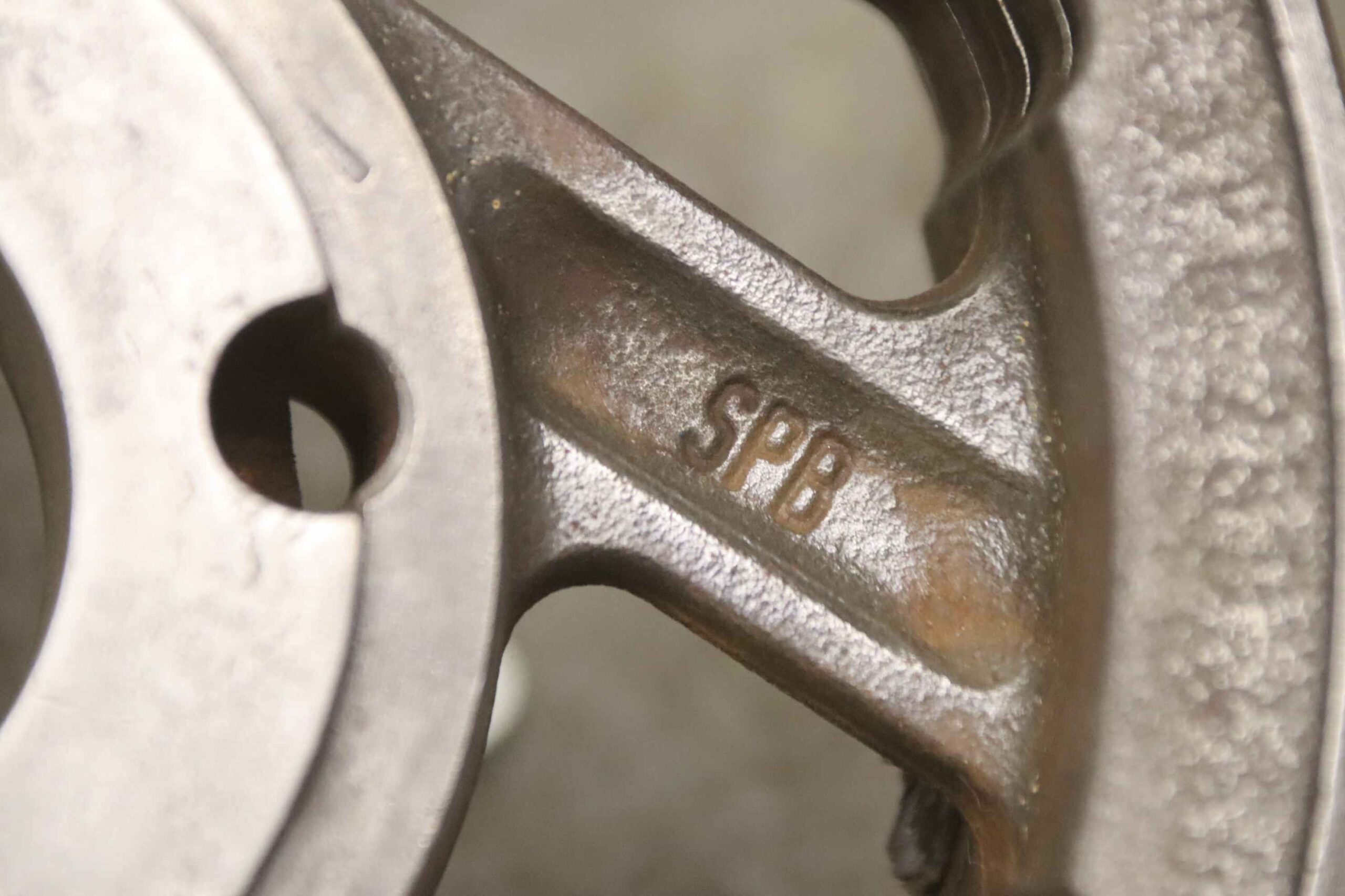 Keilriemenscheibe 4-rillig von unbekannt - SPB 250-4 (17 mm) – Bild 13