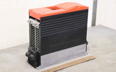 Alternative view of Frequenzumrichter 4 kW von SEW Eurodrive - MDX60A0040-5A3-400