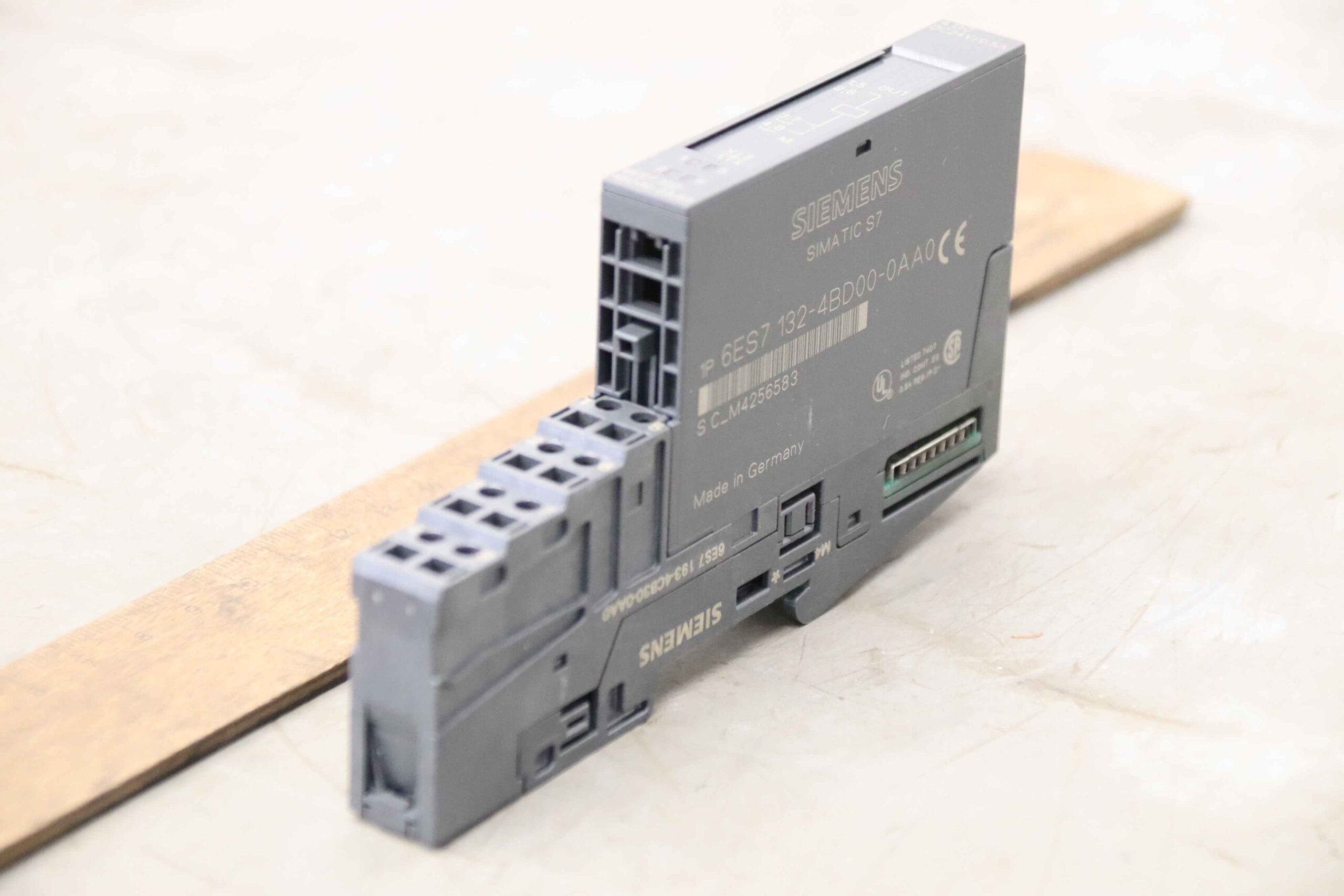 Elektronikmodule ET 200S von Siemens - 6ES7 132-4BD0O-OAAO