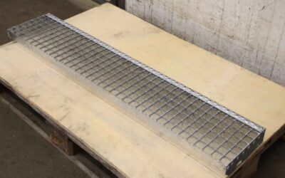 Gitterrosten von Stahl - 1200 x 240 x 70 mm