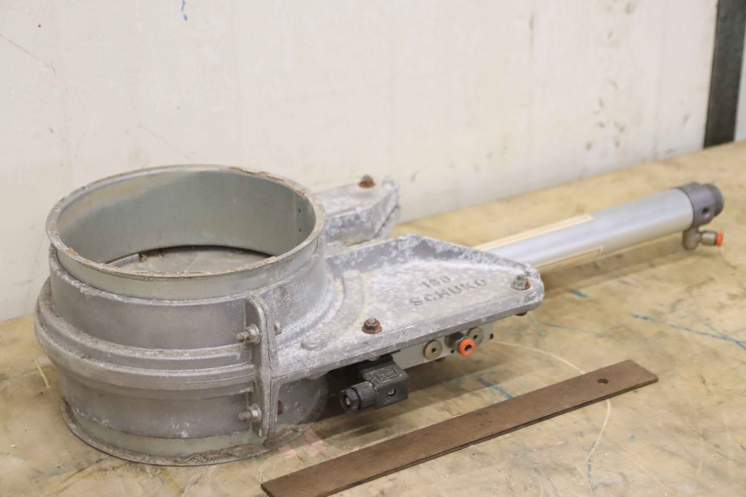 Absperrschieber pneumatisch von Schuko - Ø 180 mm – Bild 2