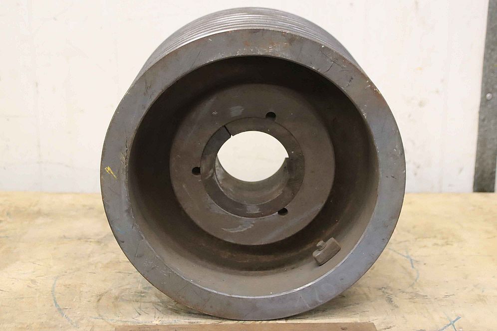 Keilriemenscheibe 9-rillig von Guss - SPC 360-9 (22 mm) – Bild 3