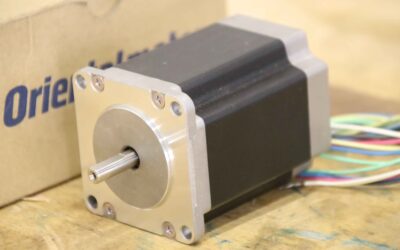 Alternative view of Servomotor von Oriental Motor - PK268-02B