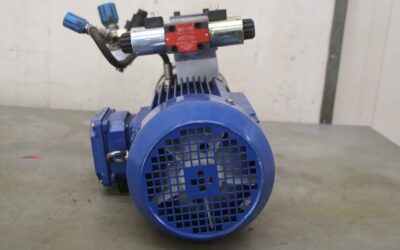 Alternative view of Hydraulikaggregat 3,0 kW von Kramp - EM100LB4-B14-500