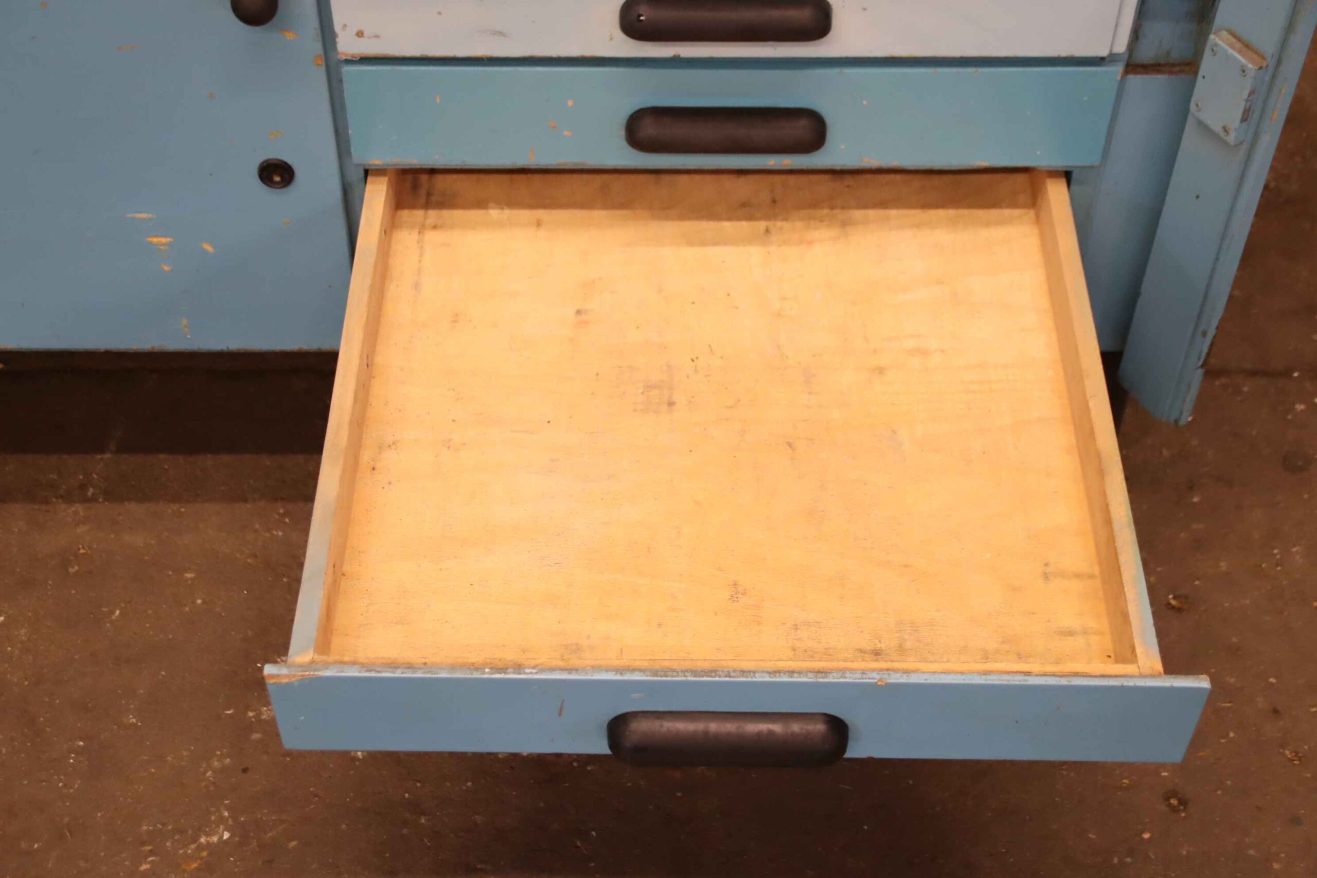 Werkbank von unbekannt - 1595/730/H925 mm – Bild 10