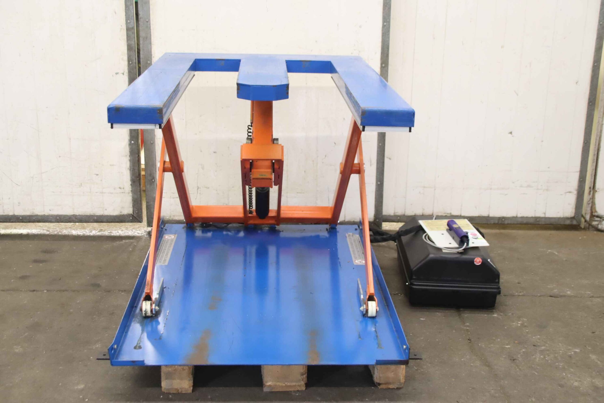 Scherenhubtisch 600 kg von Edmolift - TUB 600 u agg – Bild 3