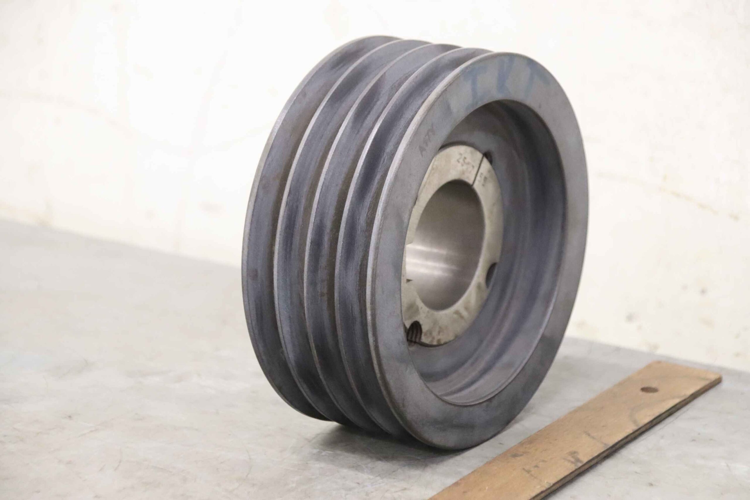 Keilriemenscheibe 4-rillig von Guss - SPA 160-4 (13 mm)