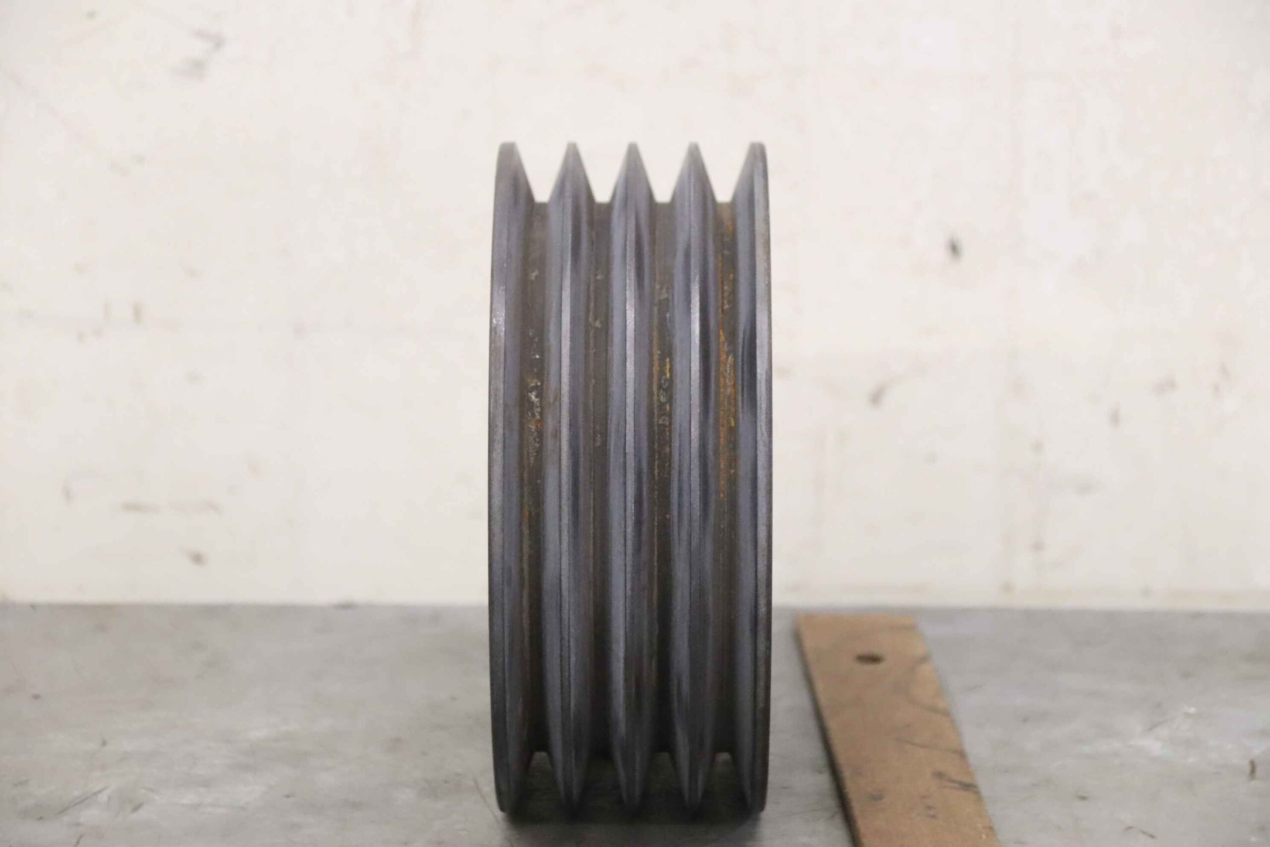 Keilriemenscheibe 4-rillig von Guss - SPA 160-4 (13 mm) – Bild 3