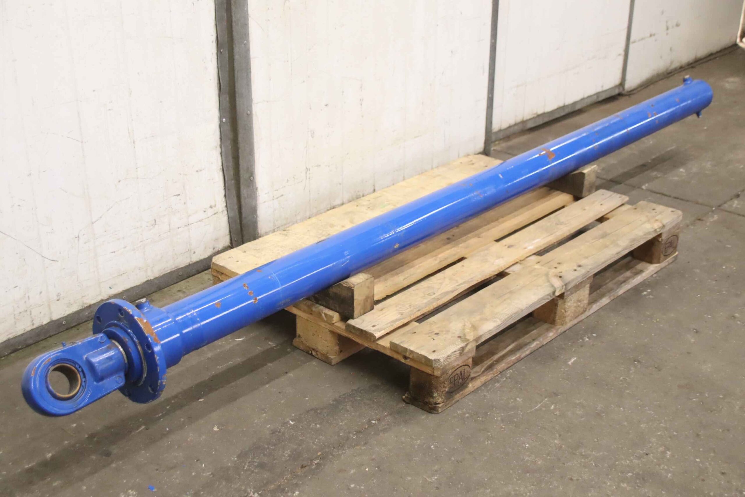 Hydraulikzylinder von unbekannt - Hub 2170 mm – Bild 2