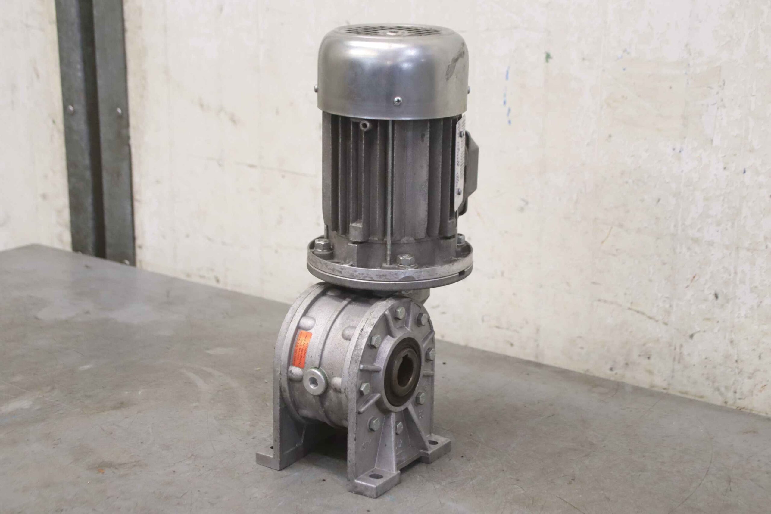 Getriebemotor 0,187 kW 14 U/min von S.T.M. - RMI 50 D M63B4