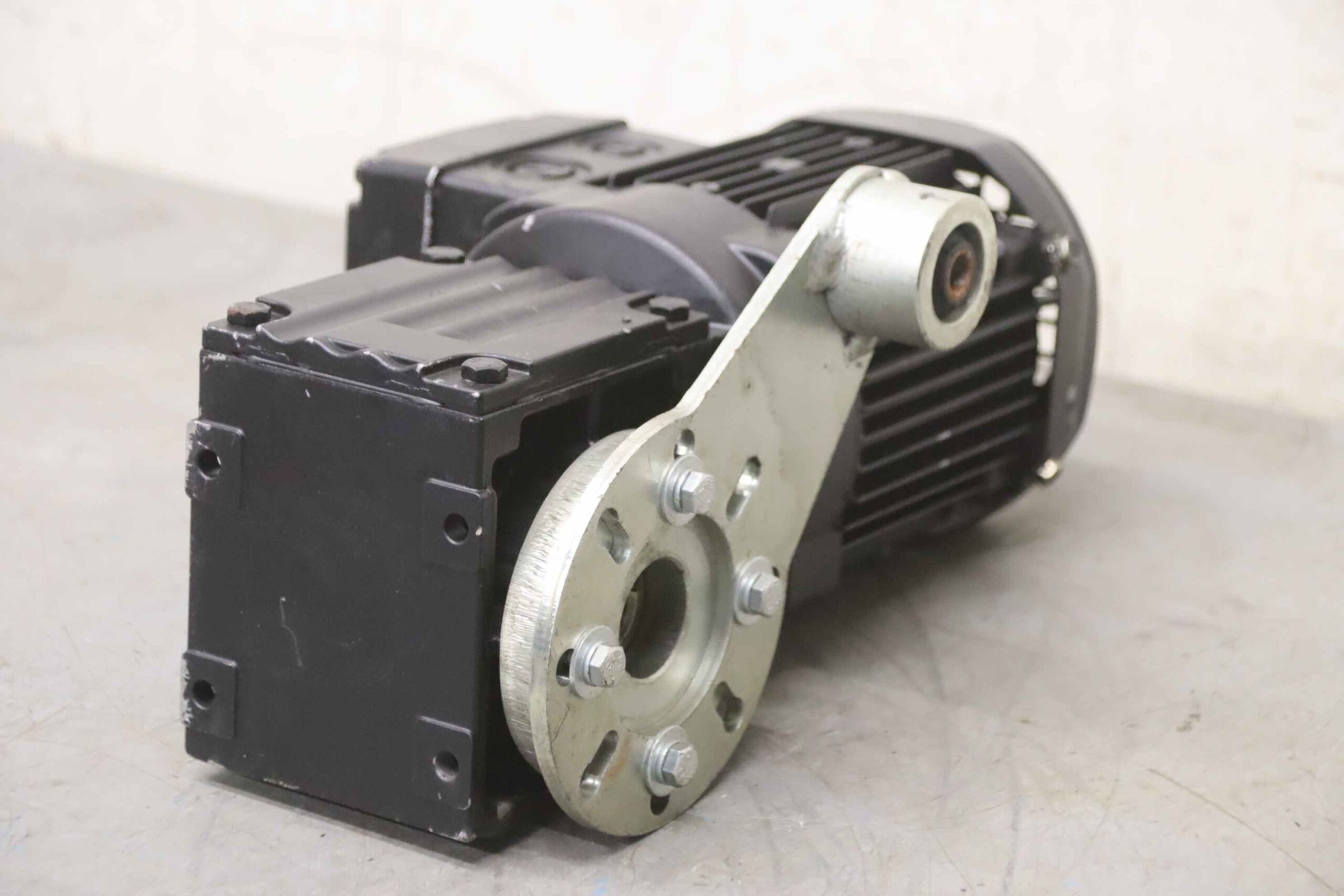 Getriebemotor 0,25 kW 33 U/min von SEW-Eurodrive - WA20 DR63L4/IS