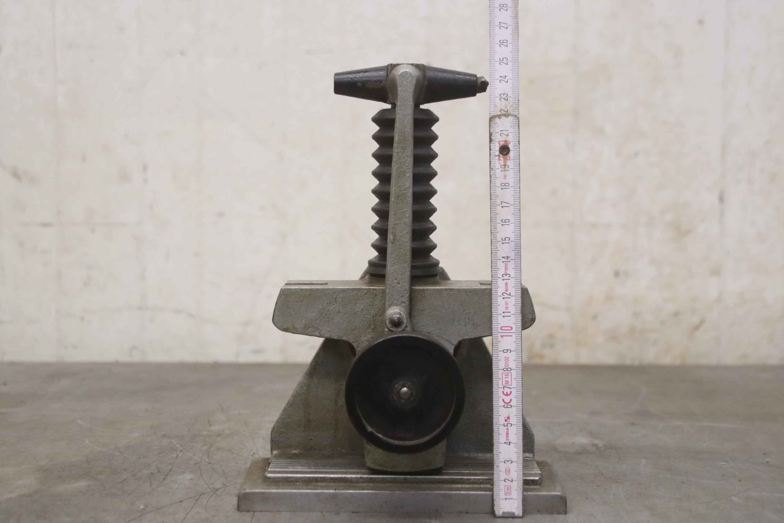 Schleifscheiben Abzieher von EHS - Spitzenhöhe 173 bis 238 mm – Bild 13