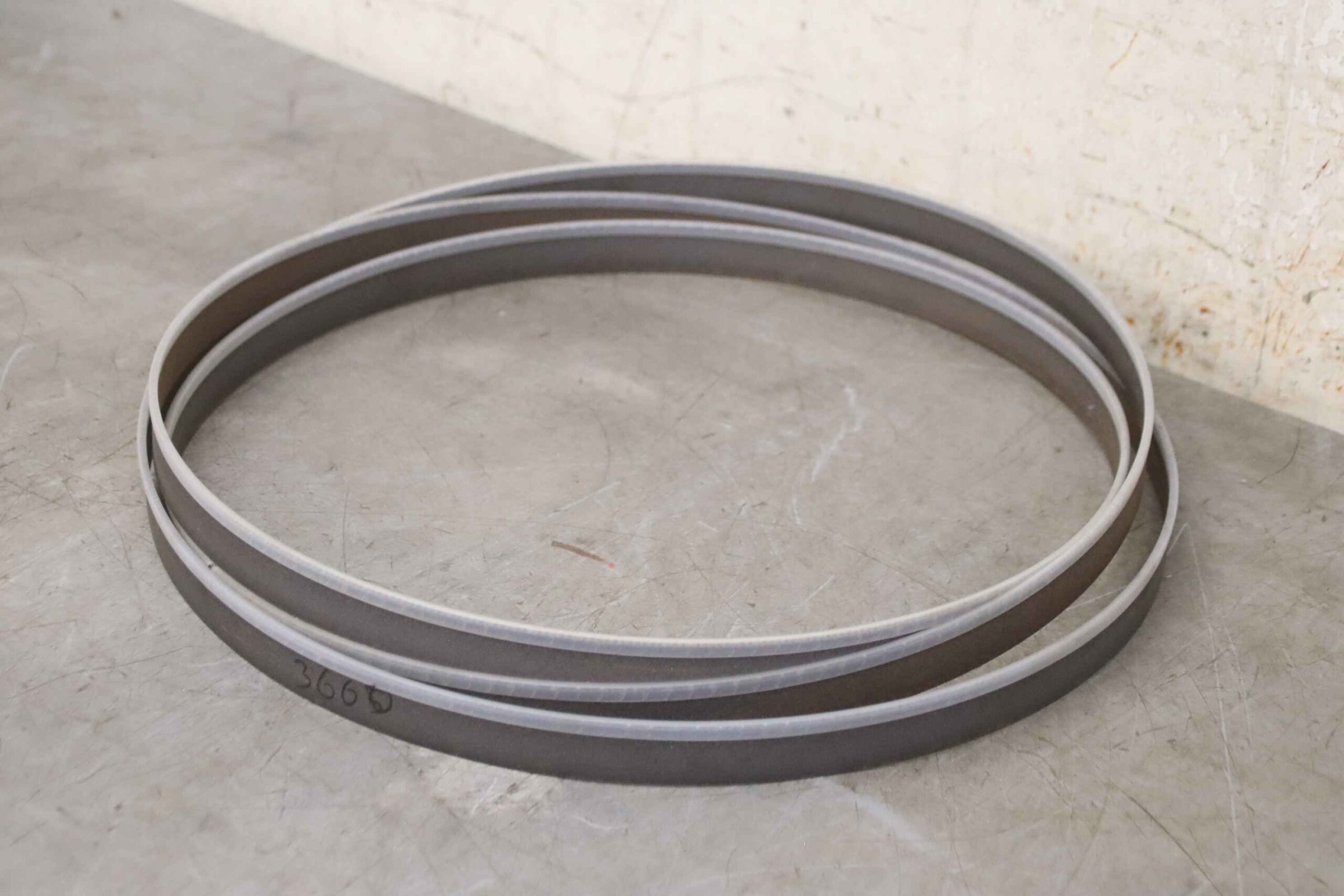 Metallbandsägeblatt 3660 x 25 x 1,5 mm von Wikus - Biflex M 42