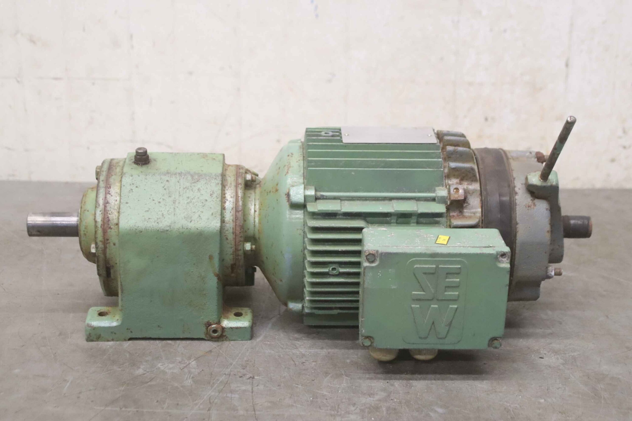 Getriebemotor 2,2 kW 250 U/min von SEW-Eurodrive - R42 DT90L2BMG/HR/TF/VS – Bild 5