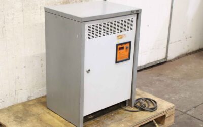 Alternative view of Ladegerät für Stapler 24 V/40 A von Benning - E220 G24/40 B-FB