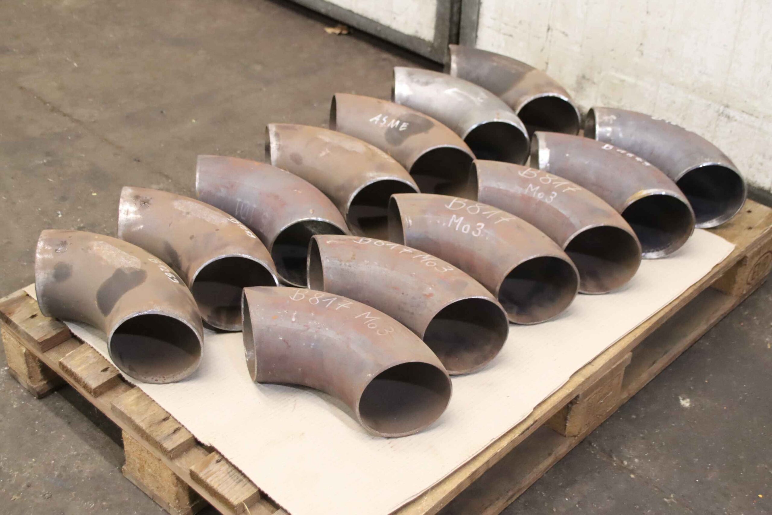 Rohrbogen 90° 13 Stück von unbekannt - Ø 139,7 x 4 mm