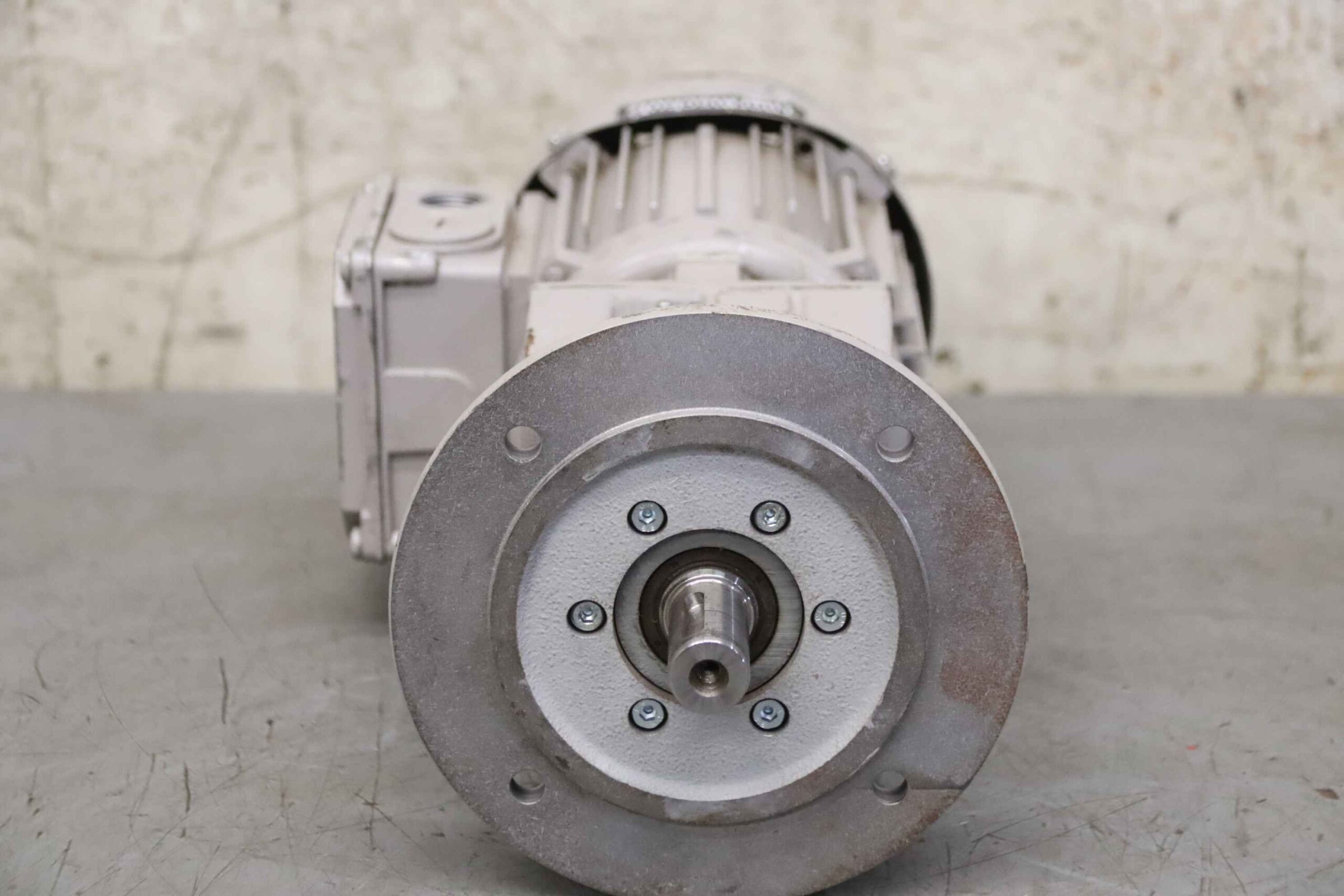 Getriebemotor 0,37 kW 44 U/min von Lenze - GS TO5-2 M VCK 080.32BR08S – Bild 3