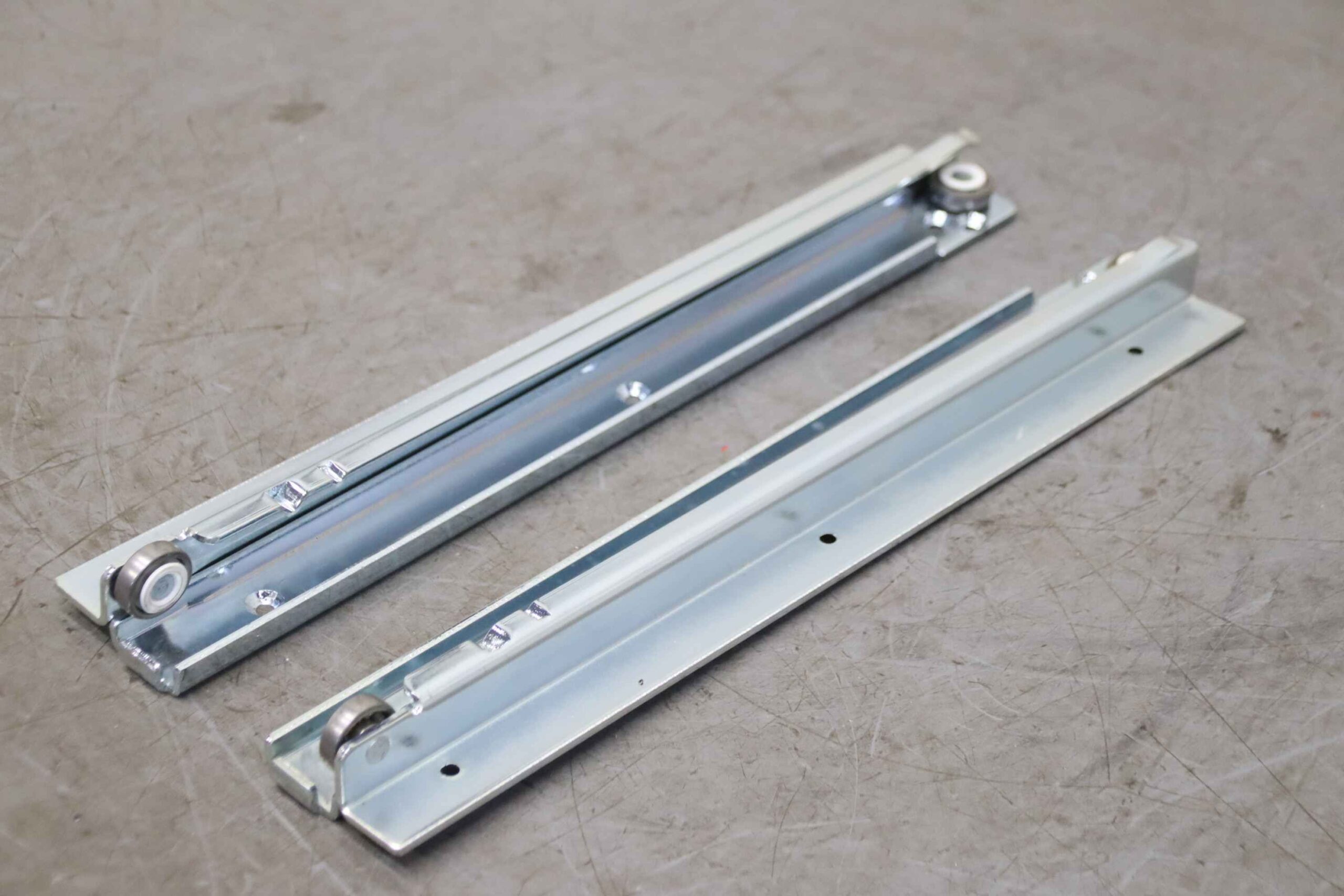 Schubladenschiene 100 kg von Hettich - FR 1105/400