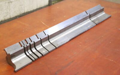 Alternative view of Abkantwerkzeug geteilt 835 mm von unbekannt - 80 x 119 mm  90°