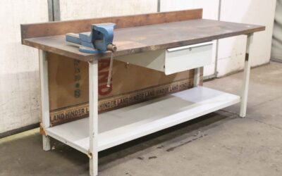 Alternative view of Werkbank mit Schraubstock von unbekannt - 2000/720/ H940 mm