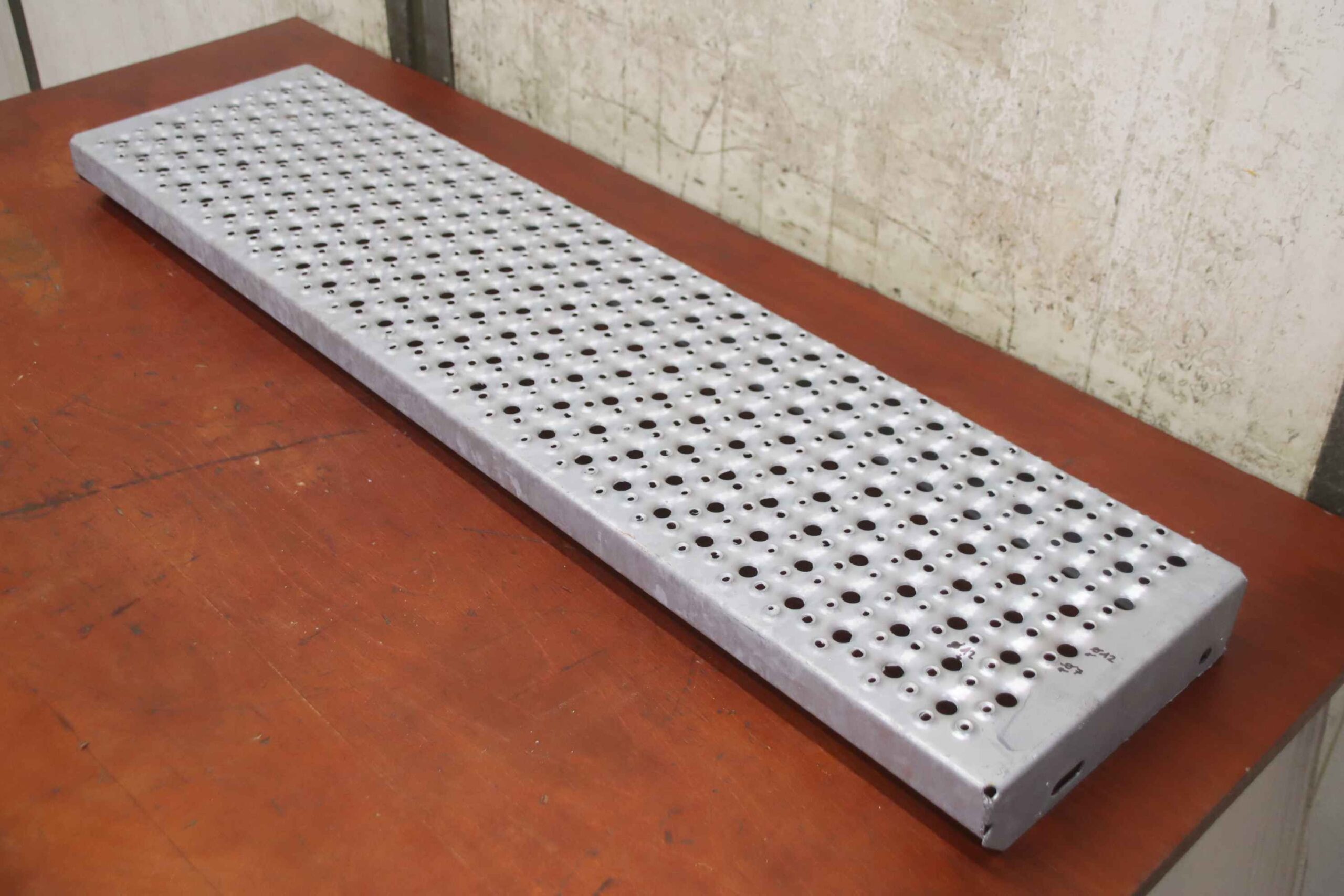 Gitterrosten Lochrost von Stahl - 1100 x 270 x 75 mm