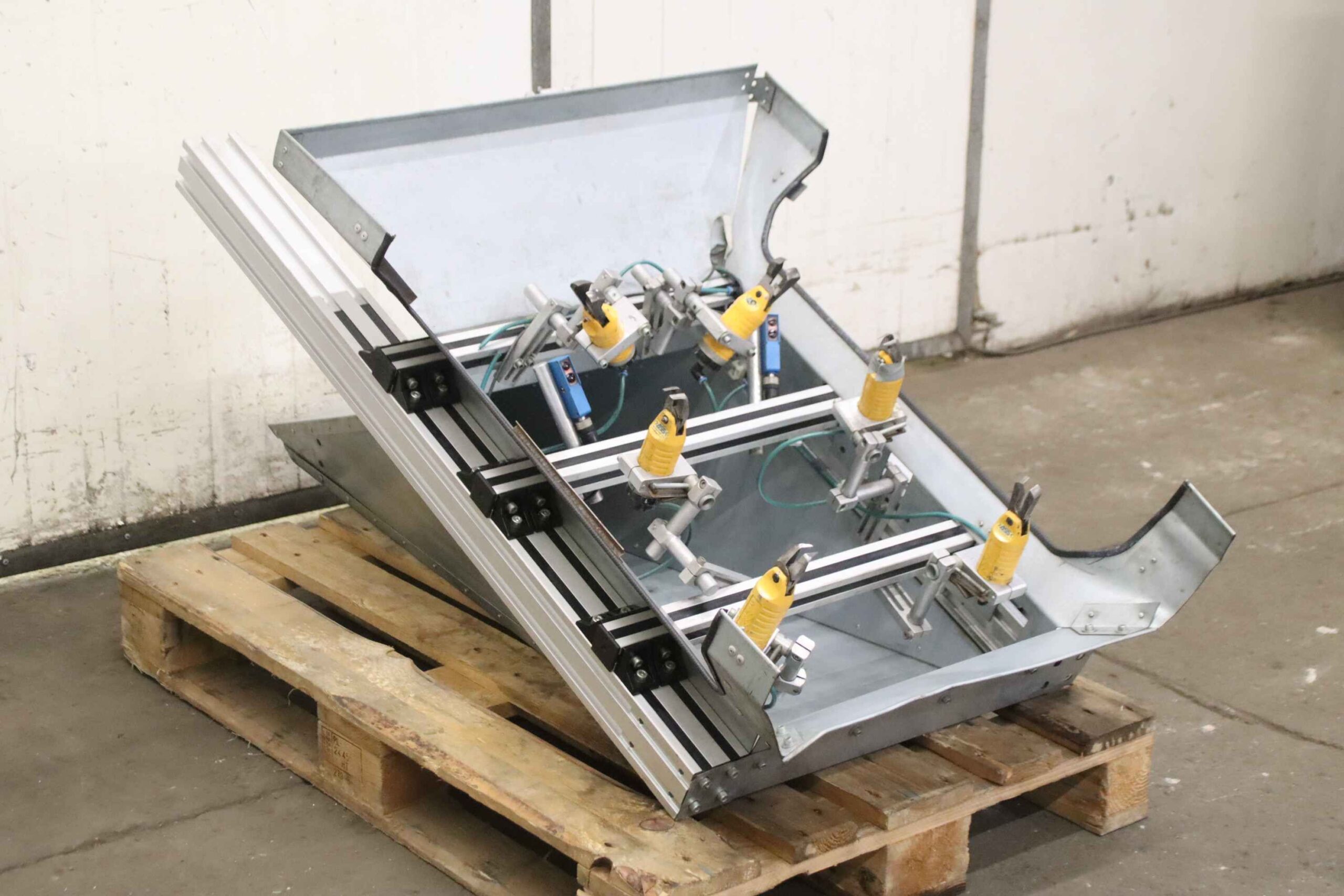 Spritzguss Schneidvorrichtung von unbekannt - für Spritzgießmaschine – Bild 2