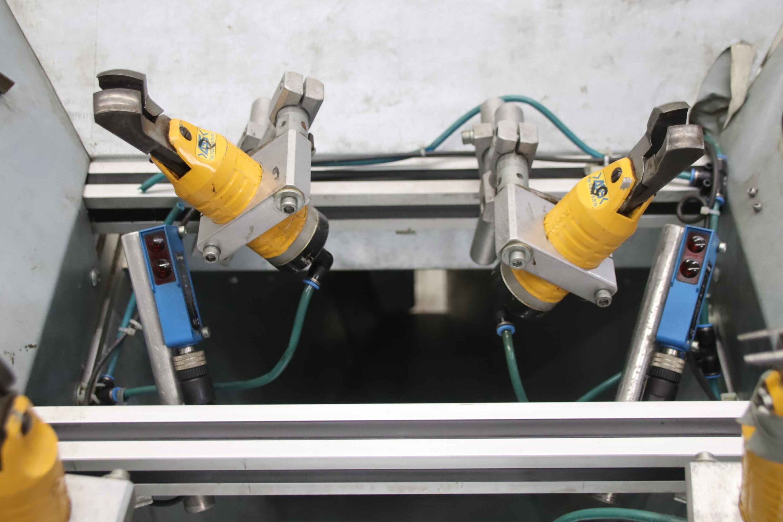 Spritzguss Schneidvorrichtung von unbekannt - für Spritzgießmaschine – Bild 6