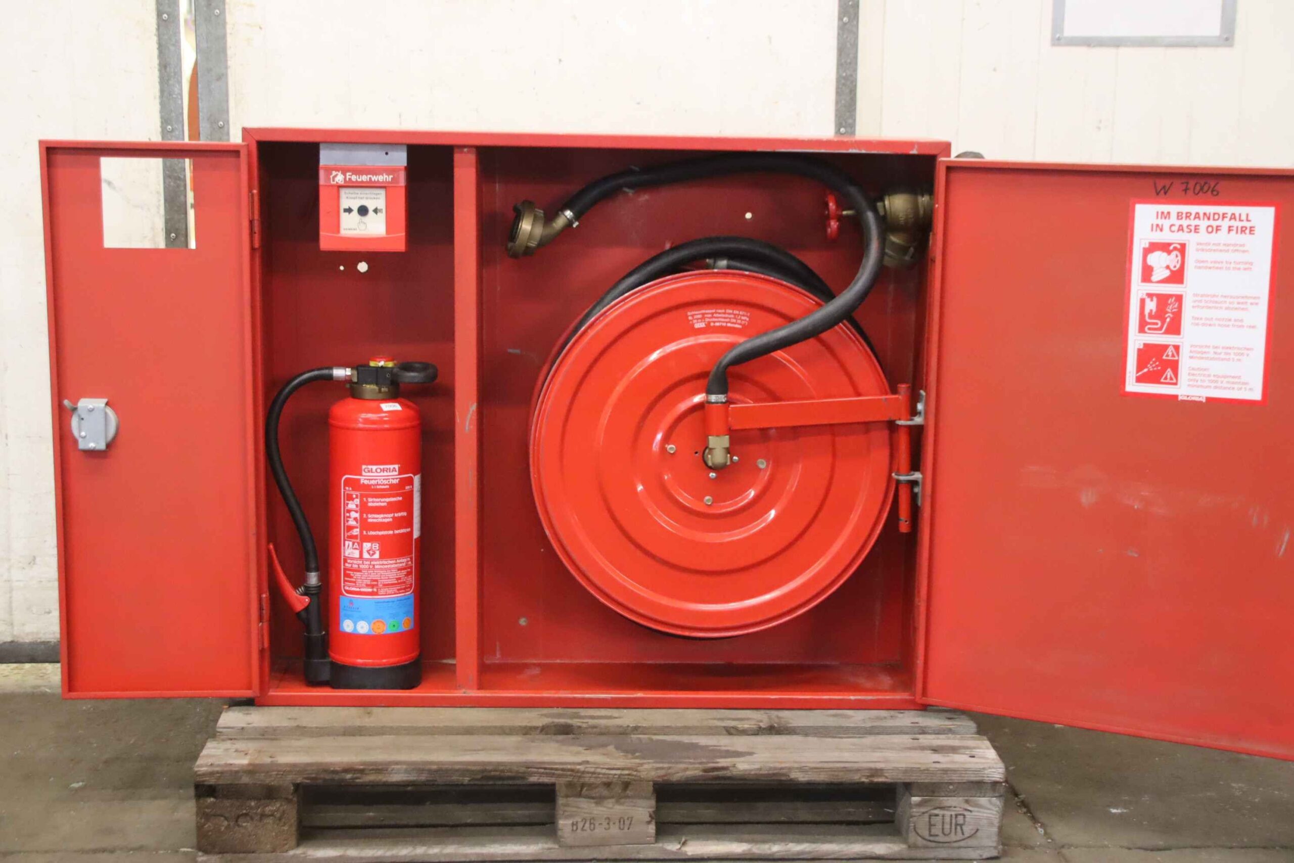 Feuerlöschschrank von Gloria Gesa - 1175/250/H920 mm – Bild 4