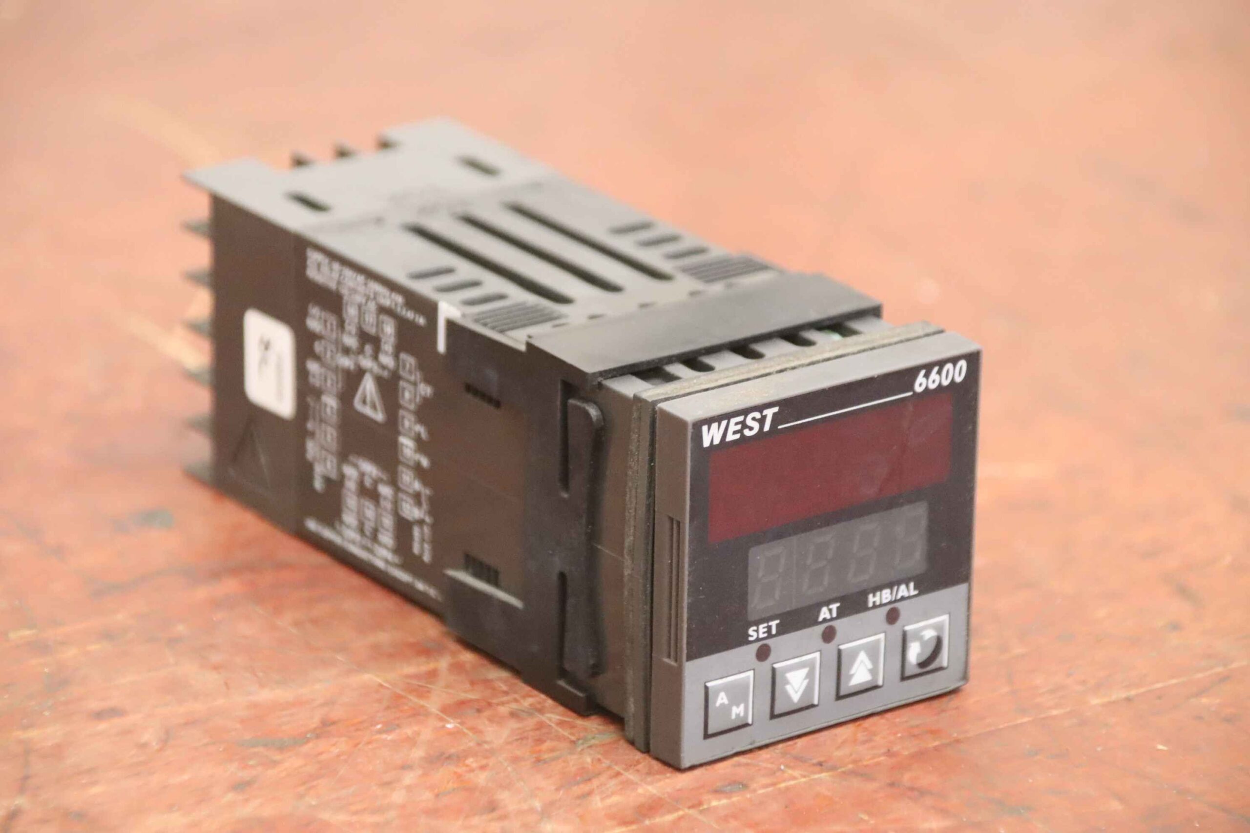 Temperaturregler von Hengstler - West 6600 0906 Z220000 S – Bild 2