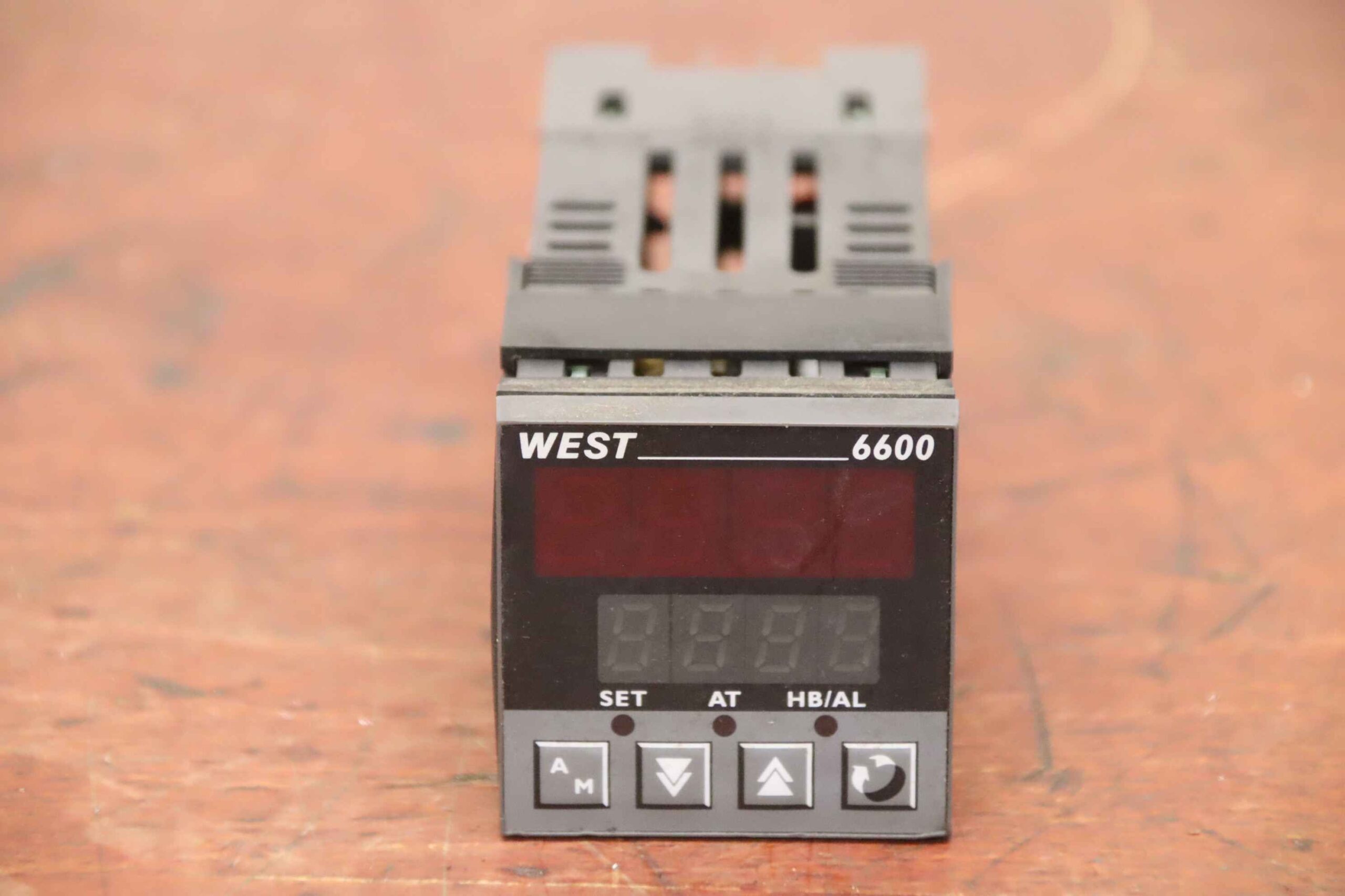 Temperaturregler von Hengstler - West 6600 0906 Z220000 S – Bild 3