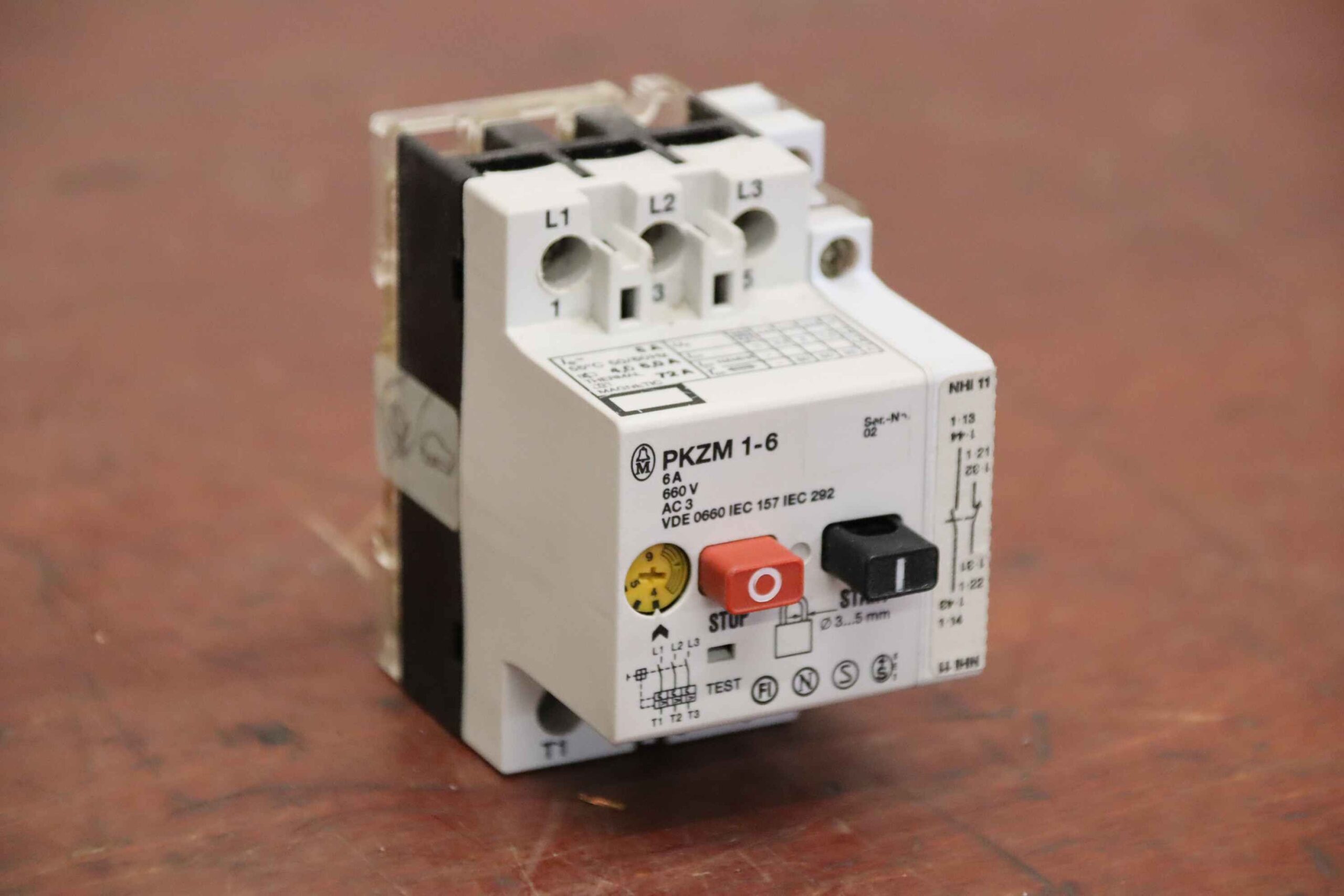 Motorschutzschalter von Moeller - PKZM 1-6 – Bild 2