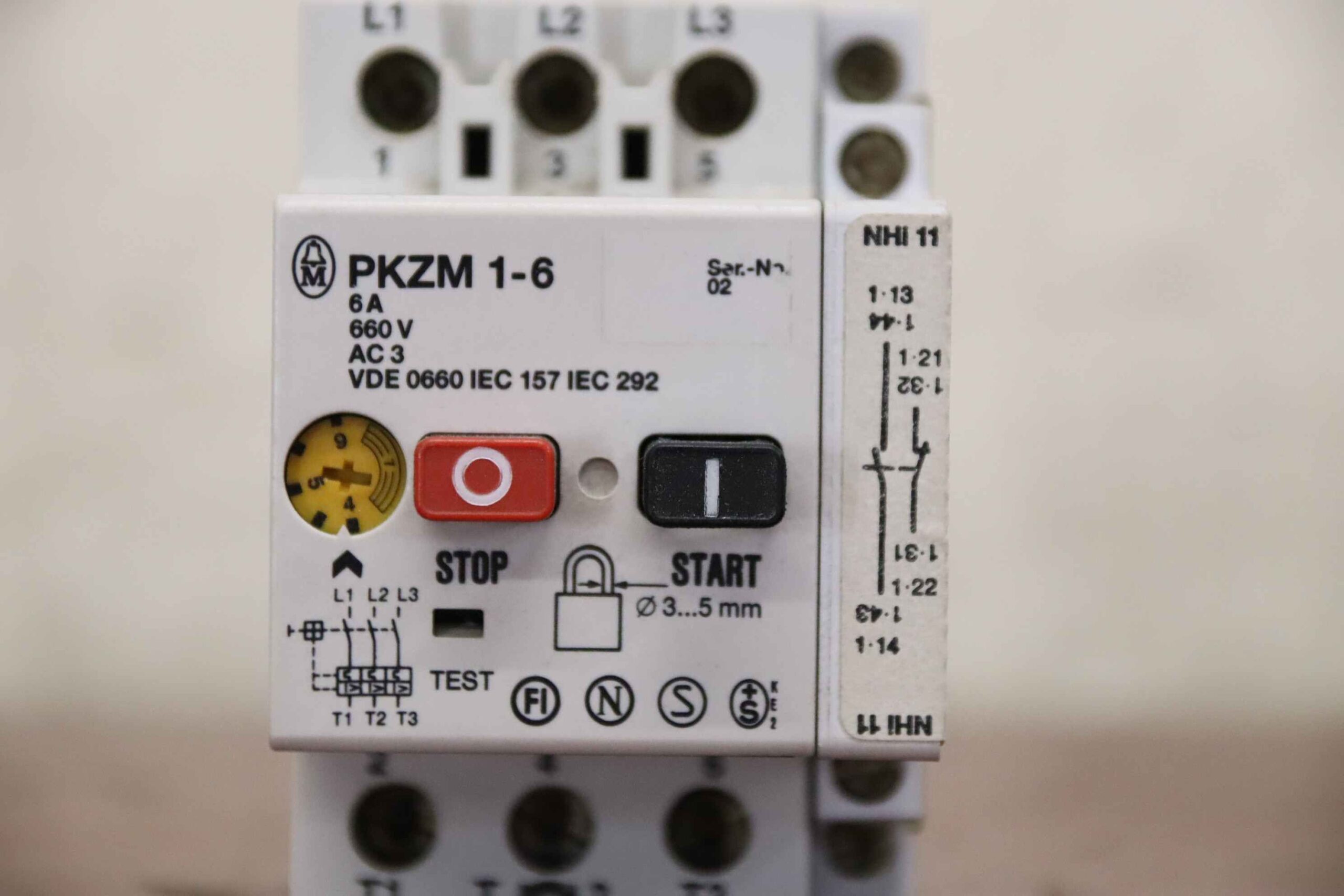 Motorschutzschalter von Moeller - PKZM 1-6 – Bild 4