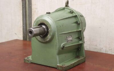 Getriebe 1:31,5 von Lenze - 12.602.12.1.4