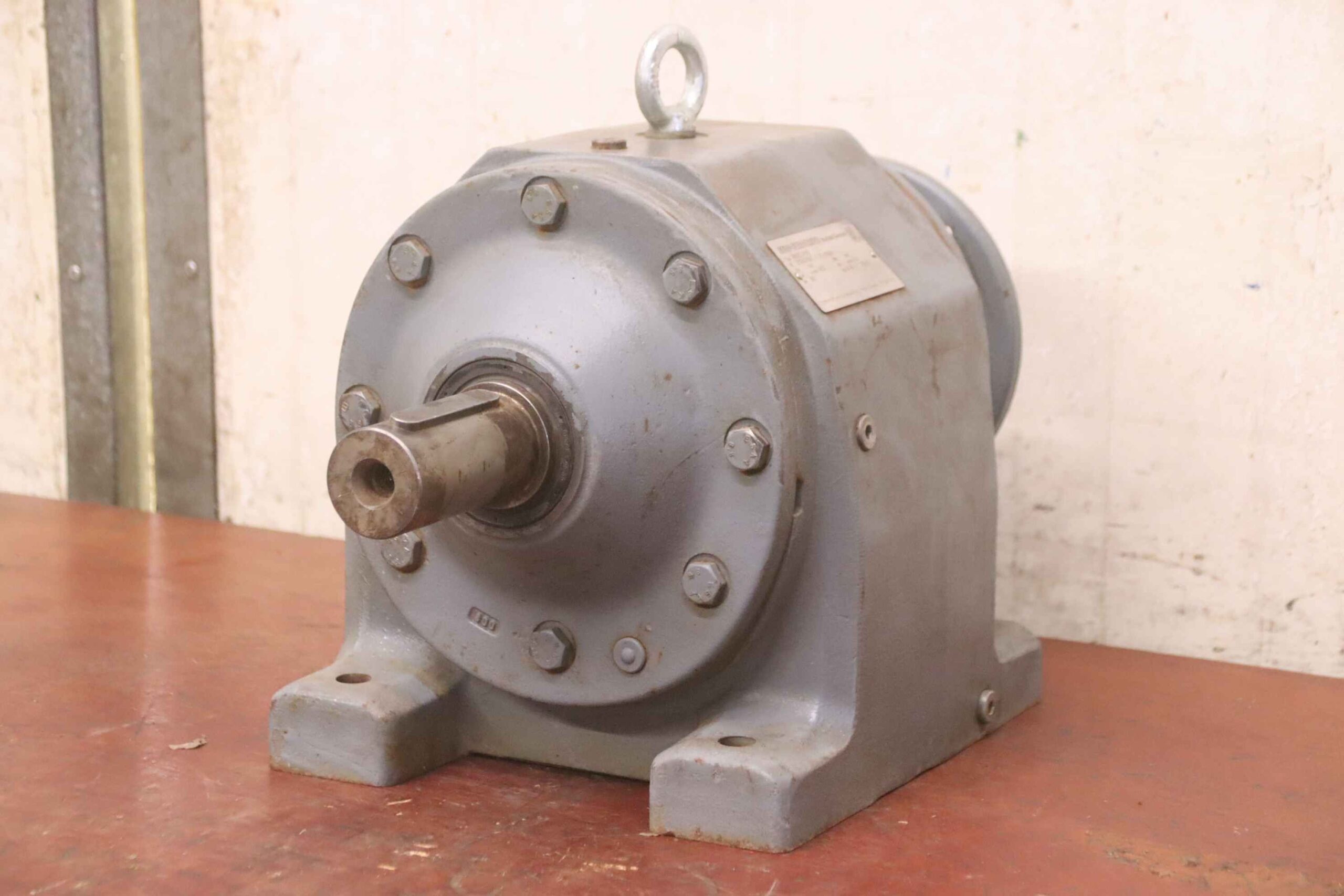 Getriebe 1:186,65 von SEW-Eurodrive - R803-LP90