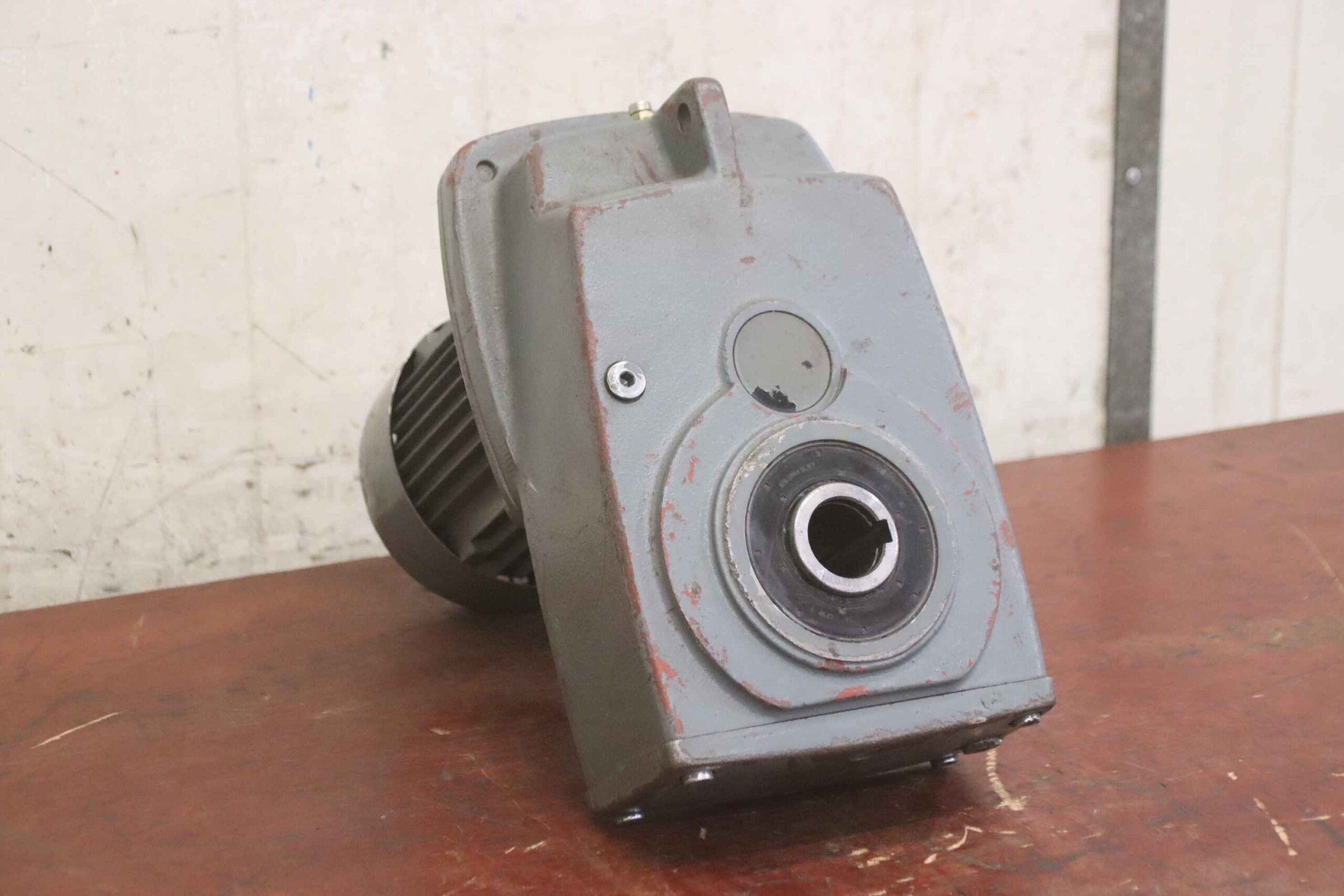 Getriebemotor 0,75 kW 100 U/min von Nord - SK 2282A-80 L/4 SK 80 L/4 – Bild 2