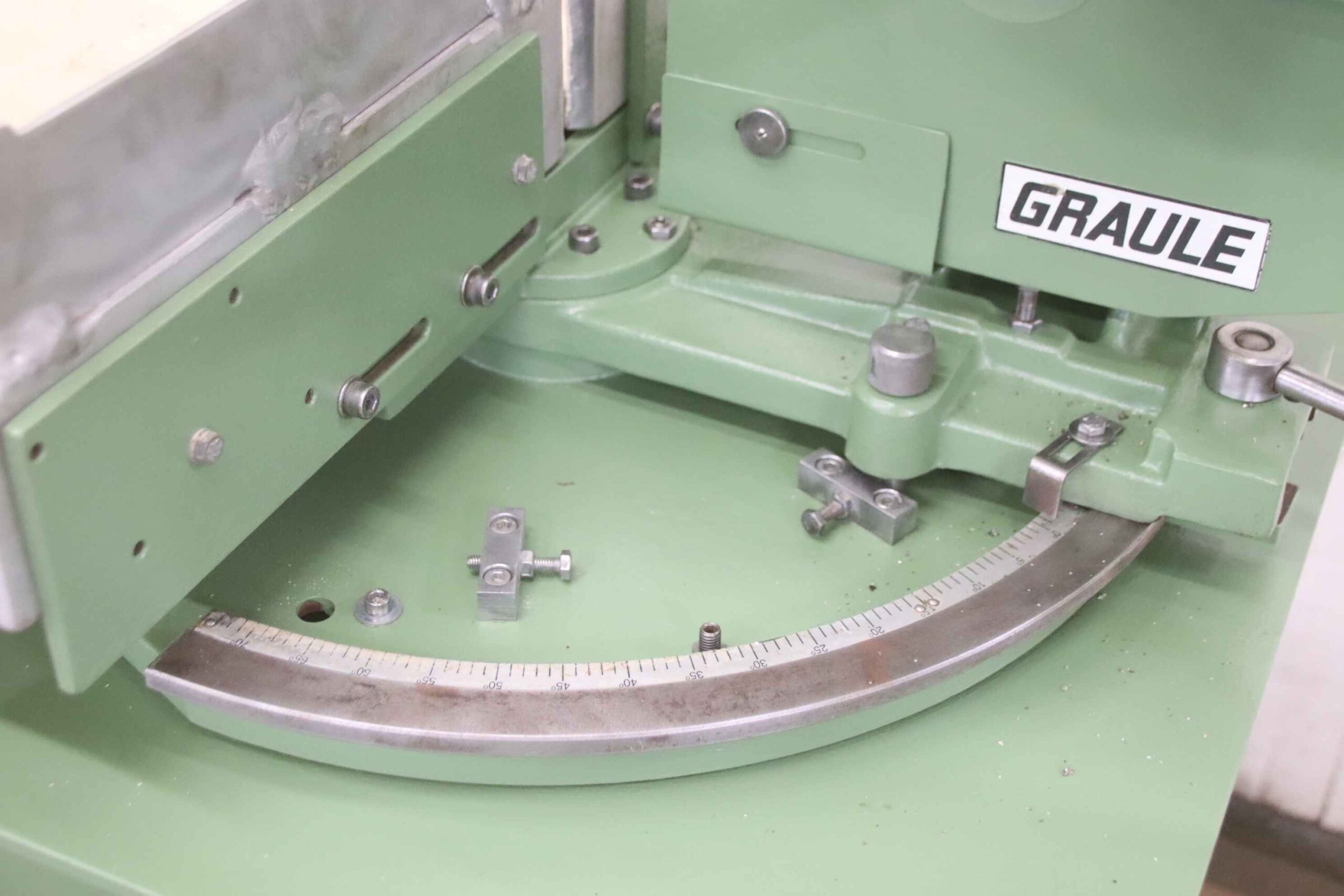 Abläng- und Gehrungssäge schwenkbar von Graule - ZS135 – Bild 8