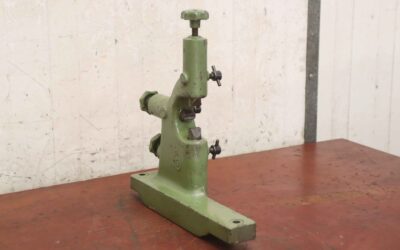 Alternative view of Lünette mitfahrend von unbekannt - Spitzenhöhe 170 mm