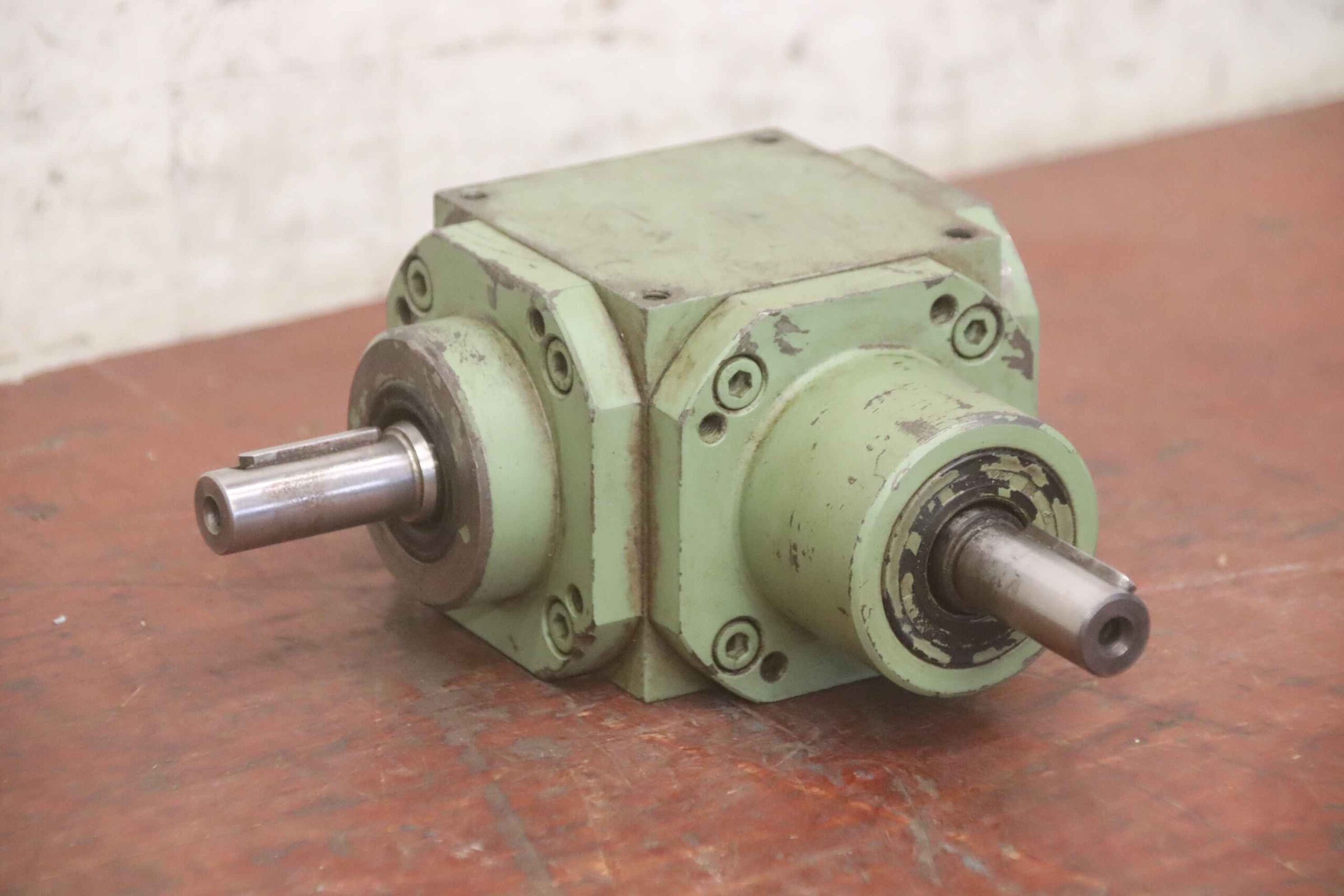 Getriebe 1:1 von unbekannt - 175/160/H80 mm – Bild 2