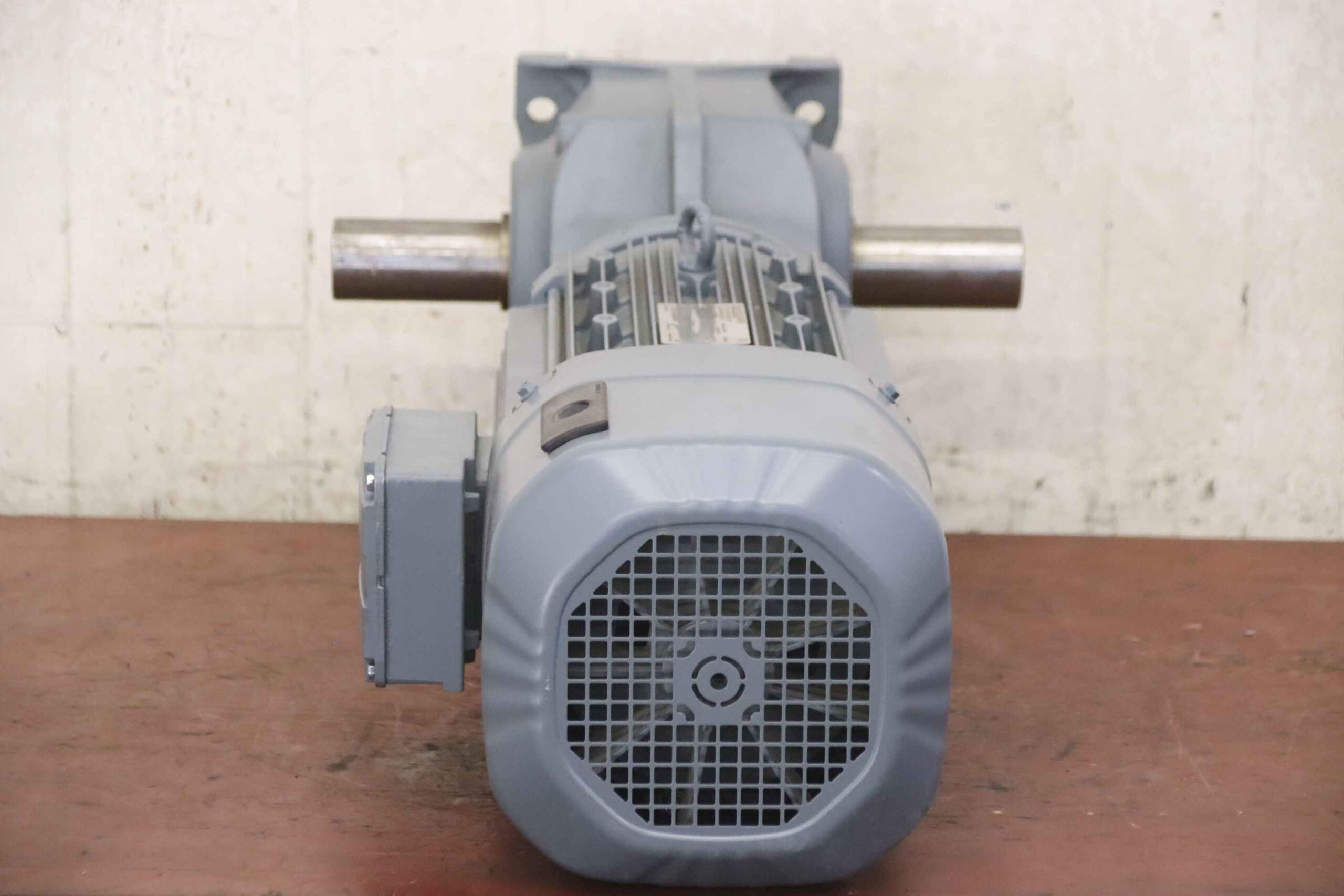 Getriebemotor 7,5 kW 203 U/min von SEW-Eurodrive - K77 DRE132MC4BE11/TF – Bild 6