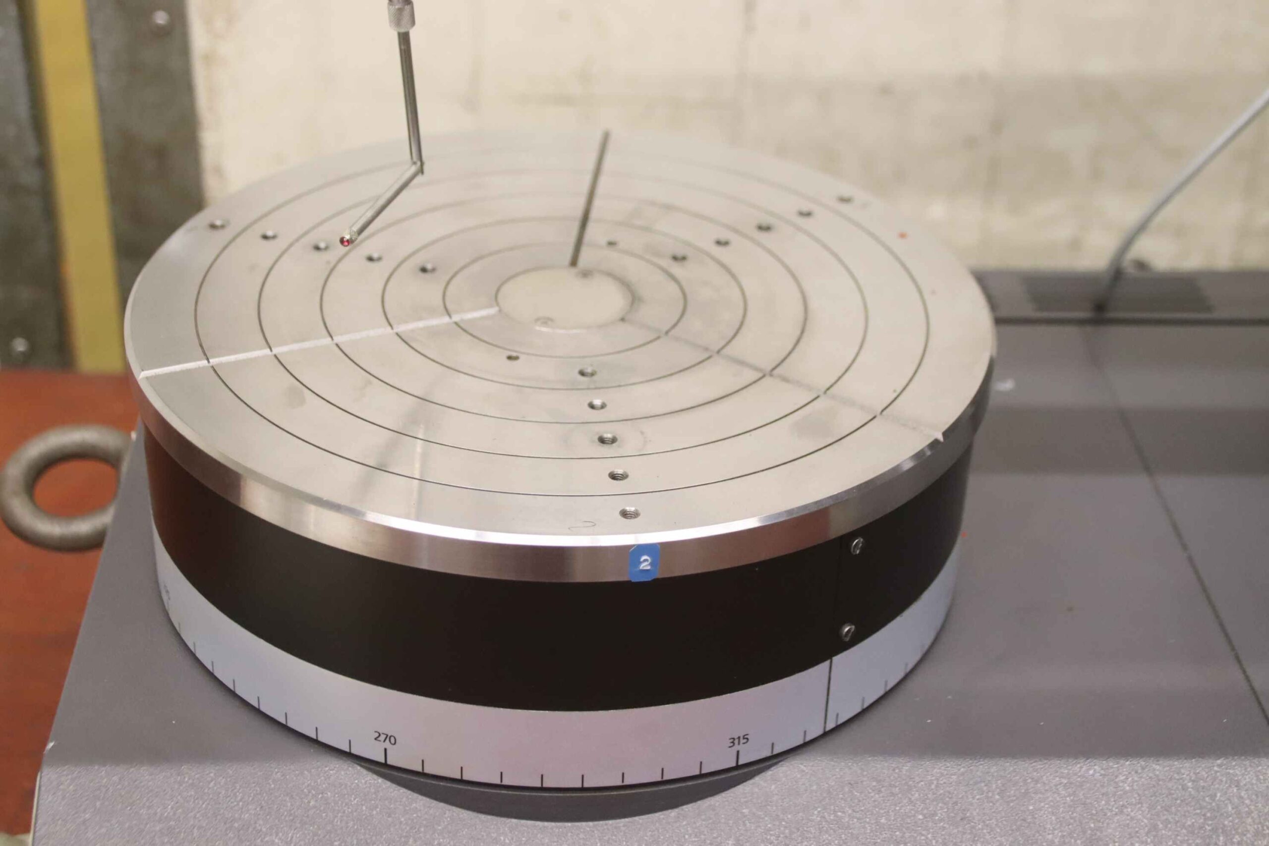 Messmaschine von Mahr - MMQ 40 – Bild 6