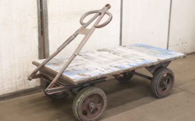 Alternative view of Schwerlast-Transportwagen 1,5 Tonnen von unbekannt - 1610/800/H500 mm