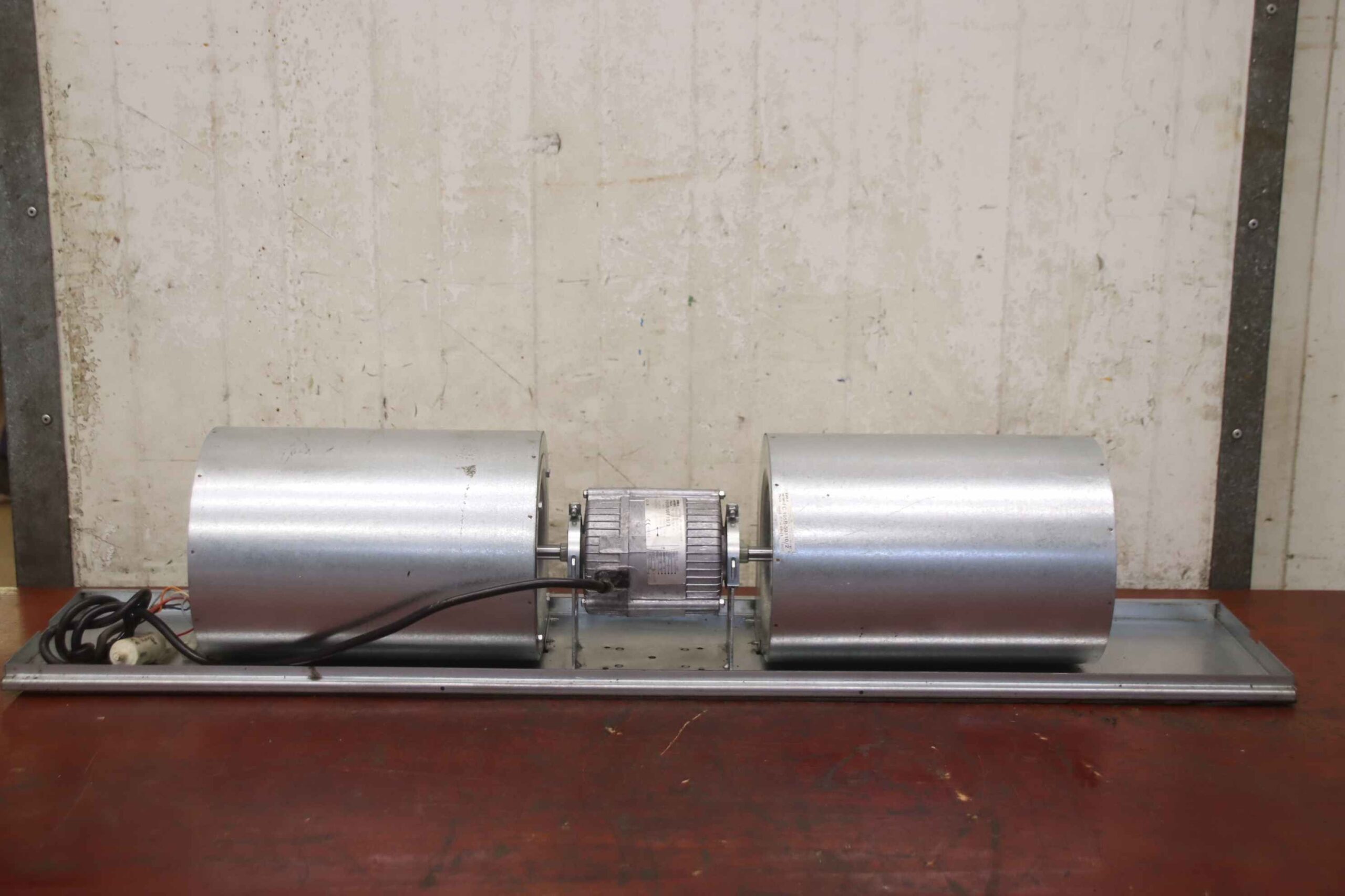 Lüfter Gebläse von EMI - beidseitig Ø 150 x 240 mm – Bild 3