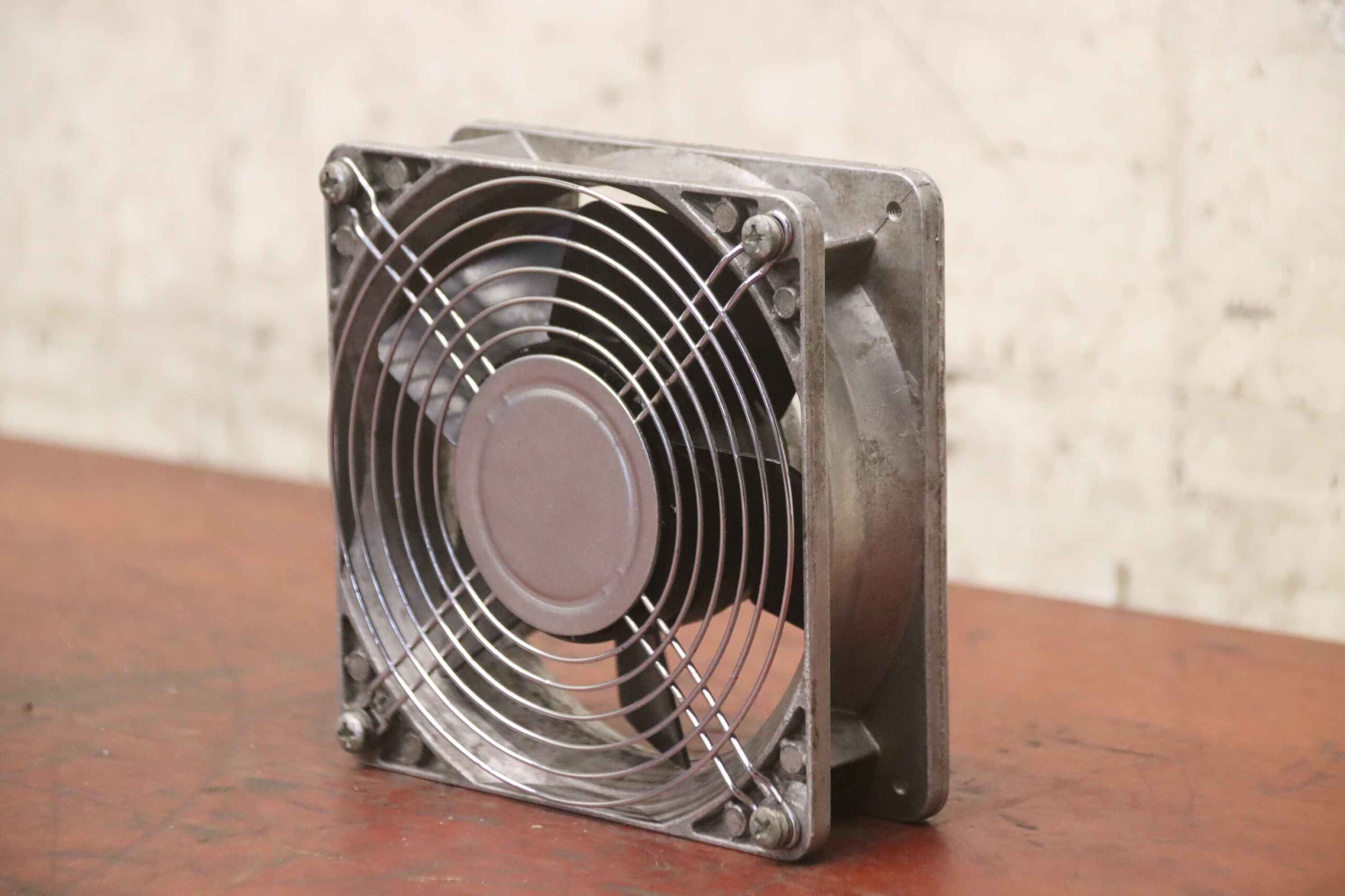 Axial Ventilator 19 W von Papst - 4650 N