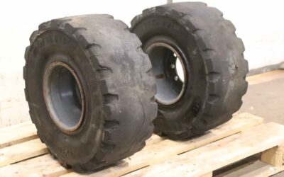 Alternative view of Vollgummi Reifen 2 Stück von Vorwerk Rota - 23x9-10  (225/75-10)  RIM 6.50 F-10